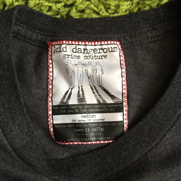 Kid Dangerous “Happy Holla Days” Chain Tee - Picture 3 of 3